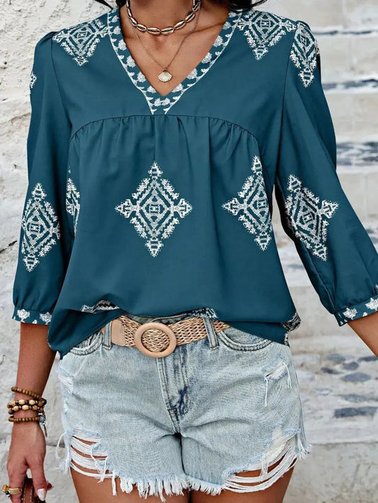 Blusa estampada con cuello en V y mangas tres cuartos - Skinluminova