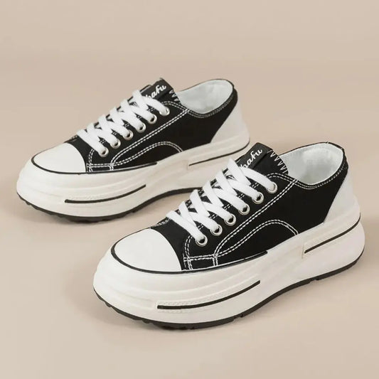 Zapatillas de plataforma con punta redonda atadas eprolo
