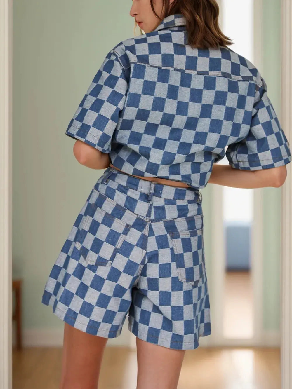 Conjunto de top y pantalones cortos de media manga con botones a cuadros eprolo