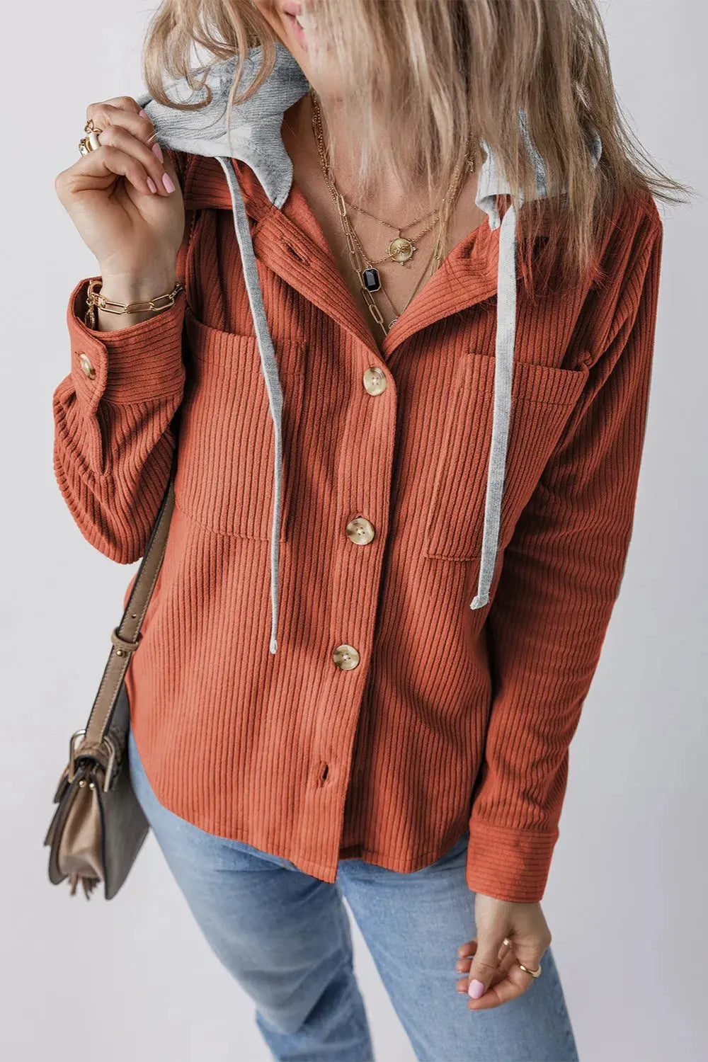 Chaqueta con capucha de manga larga con botones y cordón ajustable eprolo