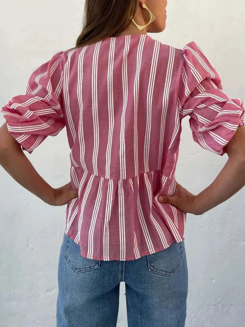 Camisa con manga globo y cuello redondo atado eprolo
