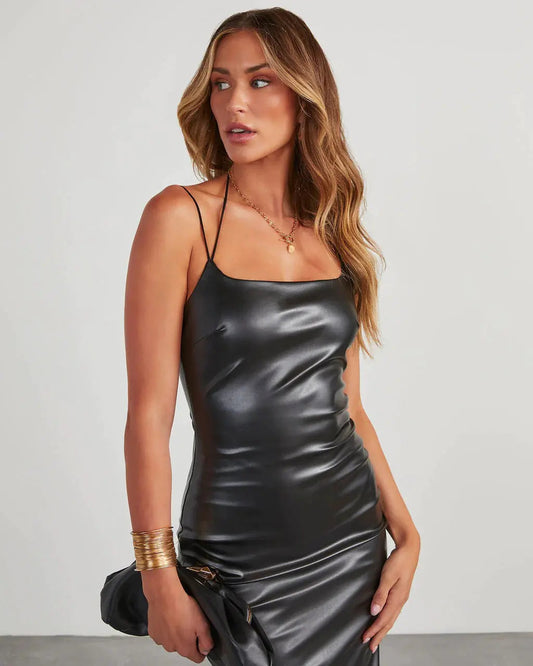 Vestido de cuero sintético con abertura y tirantes tipo Bandau Skinluminova