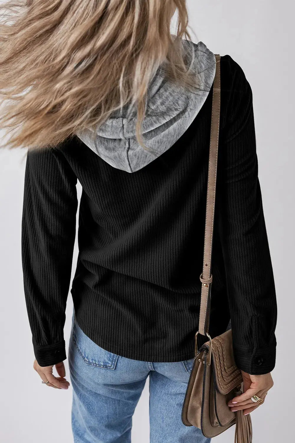 Chaqueta con capucha de manga larga con botones y cordón ajustable eprolo