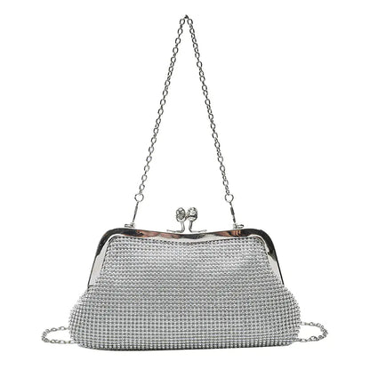 Bolso bandolero con cadena y clip para salidas con estilo Skinluminova