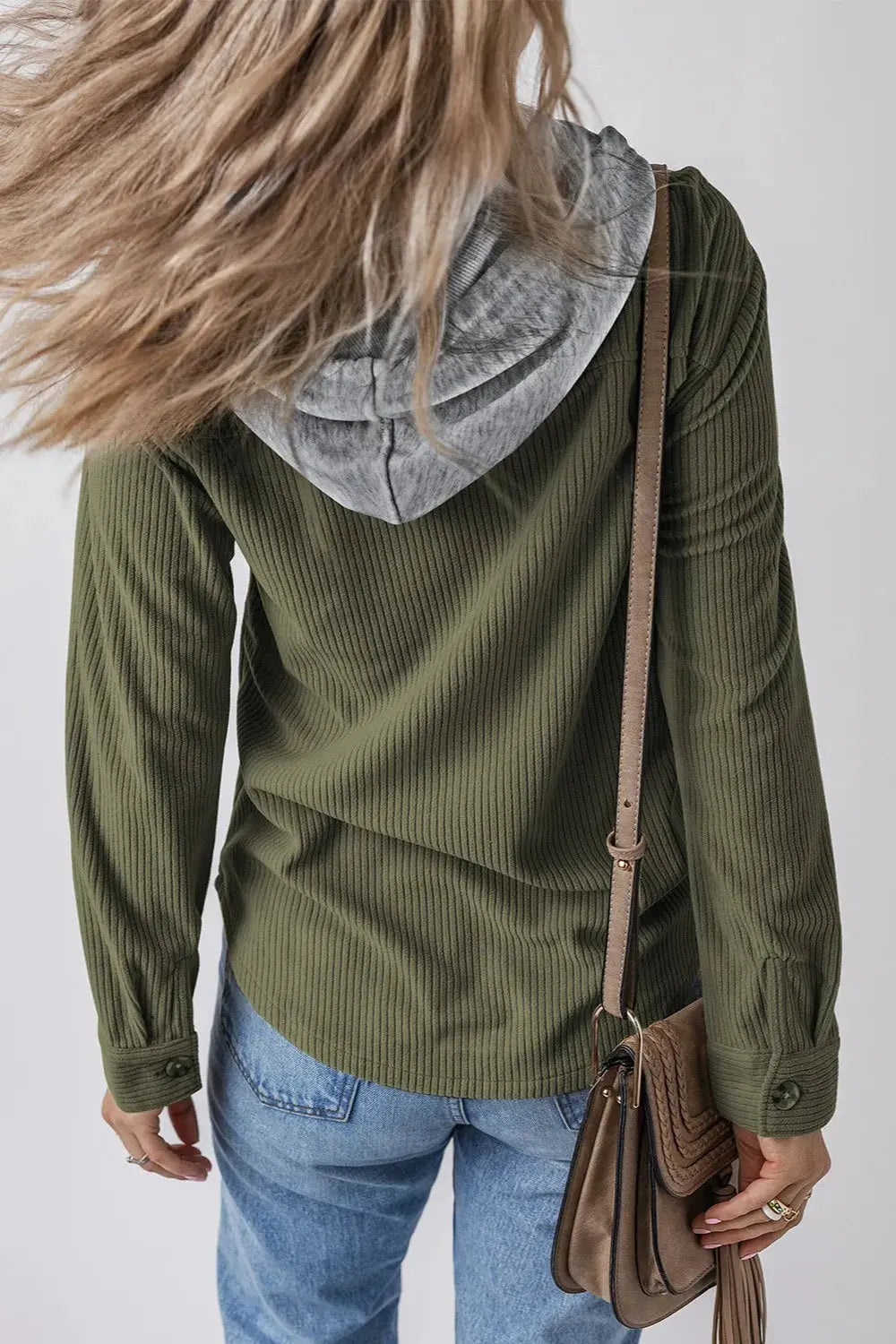 Chaqueta con capucha de manga larga con botones y cordón ajustable eprolo