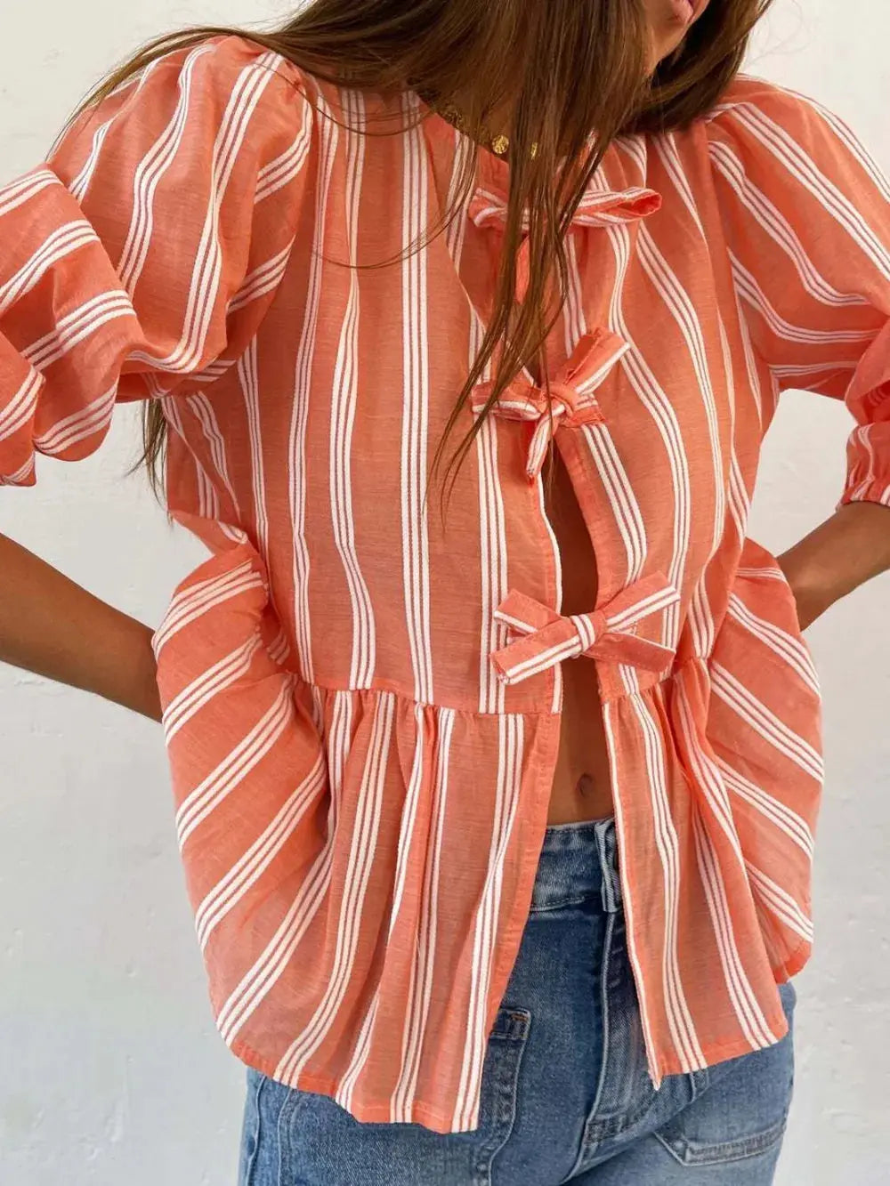 Camisa con manga globo y cuello redondo atado eprolo