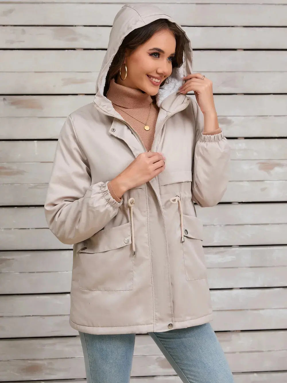 Chaqueta de manga larga con capucha y cordón eprolo