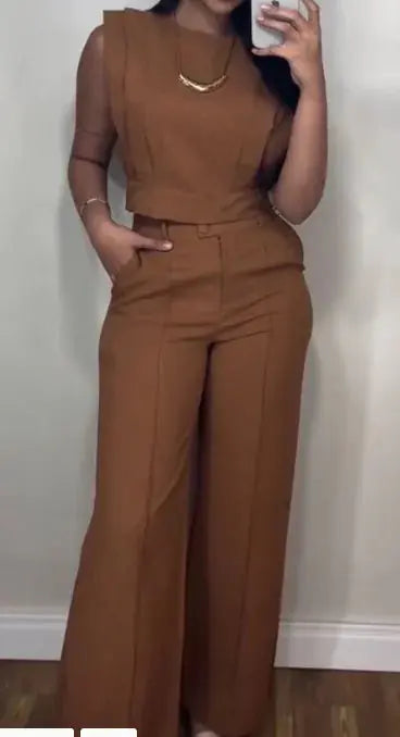 Traje informal de mujer con top corto y pantalón recto Skinluminova