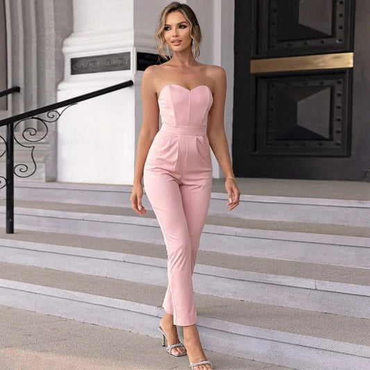 Elegancia con Escote Corazón: Mono Ajustado Skinluminova