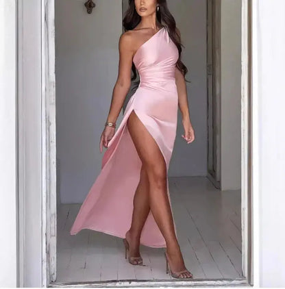 Vestido con abertura, un hombro y espalda descubierta Skinluminova